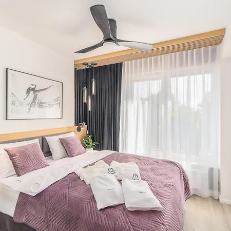 Lighthouse - Premium Porto Nadmorskie Tarasy Apartamento Kołobrzeg